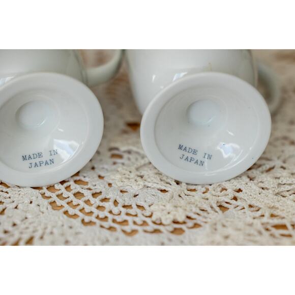 Set of 4 Vintage Irish Coffee Mugs - Christmas Holly & Berries with Gold Trim - Picture 6 of 7